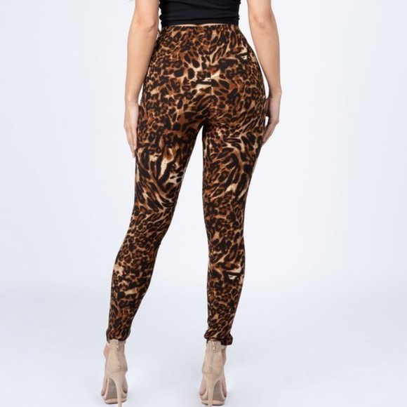 Plus Size High Rise Pull-On Leopard Print Leggings - Picture 6 of 8